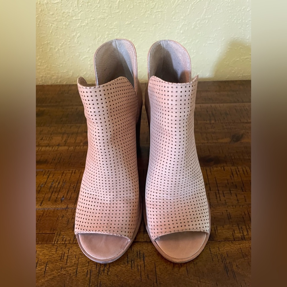 Steve Madden Tan Perforated Ankle Booties